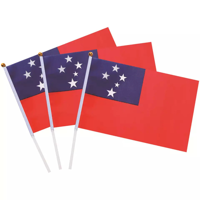 Dzianinowa poliestrowa flaga kraju Samoa Biały Polak Spersonalizowane ręczne flagi