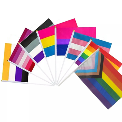 Niestandardowe logo Małe flagi ręczne Flaga LGBT Przenośna 14x21cm / 20x30cm / 30x45cm